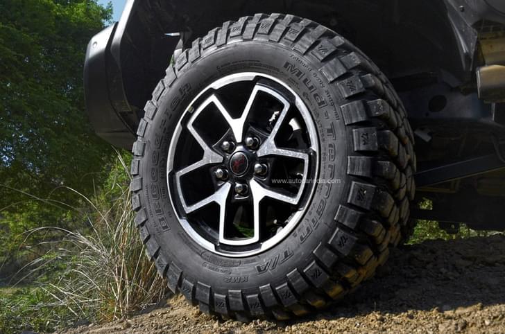 Jeep Wrangler tyres